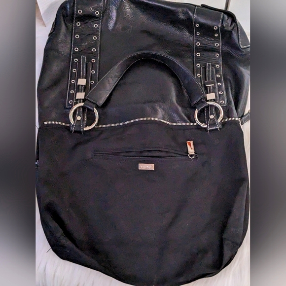 PERLINA 🔥 BLACK LEATHER SHOULDER /HANDBAG SUPER SOFT LEATHER CHILL URBAN BAG - Picture 9 of 15